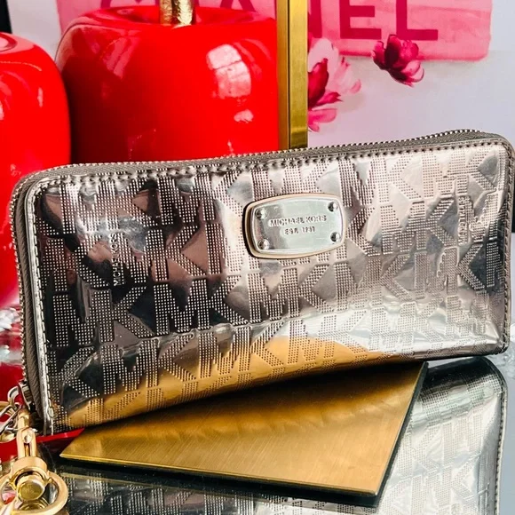 Michael Kors Metallic Logo Wallet with Gold Chain - Picture 12 of 12